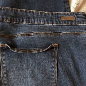 Kut from the Kloth 24w plus Chrissy flare jeans